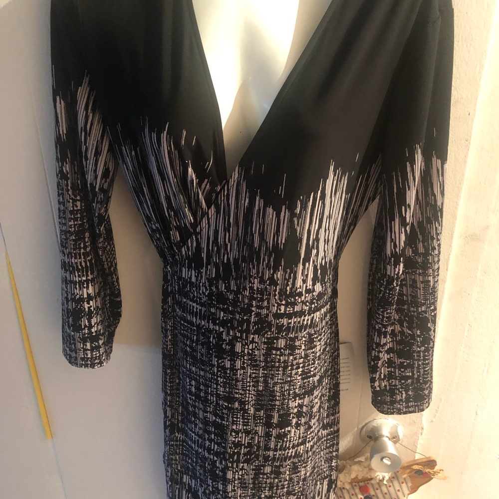 BCBG MAXARIA wrap around dress Medium